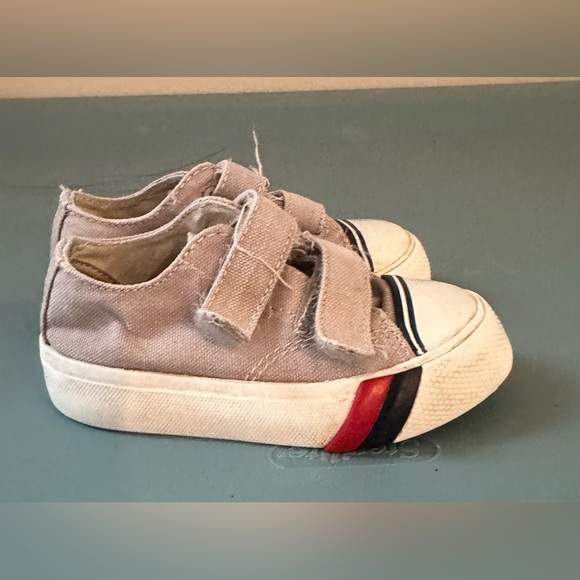 Keds Kids Royal Lo HL Sneaker Fashion Sneakers Fabric Gray Size 5M - Picture 2 of 6